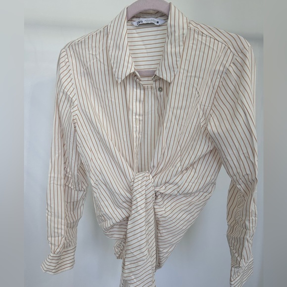 Zara Tie Button Up - Picture 2 of 4